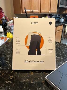 MOFT Float Folio Case for iPad Air 13-Inch (M2) Jet Black